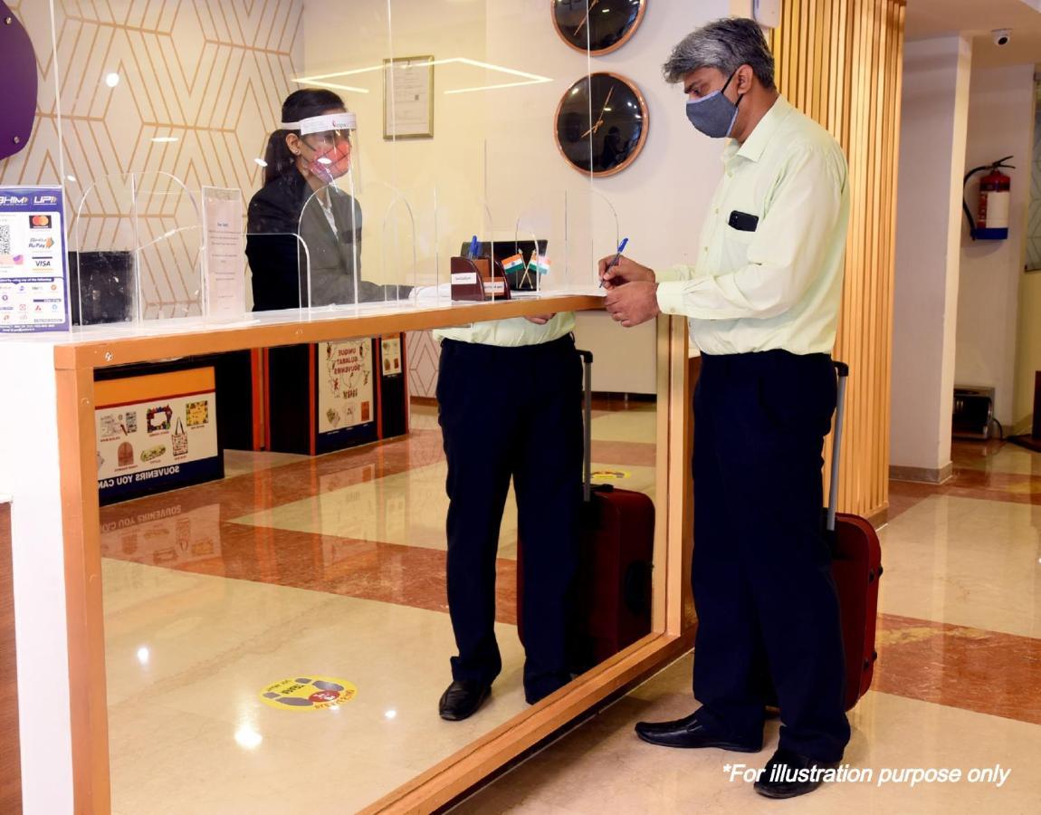 Spot On Sri Sai Lohith Lodge Near Snow World Secunderabad Bagian luar foto